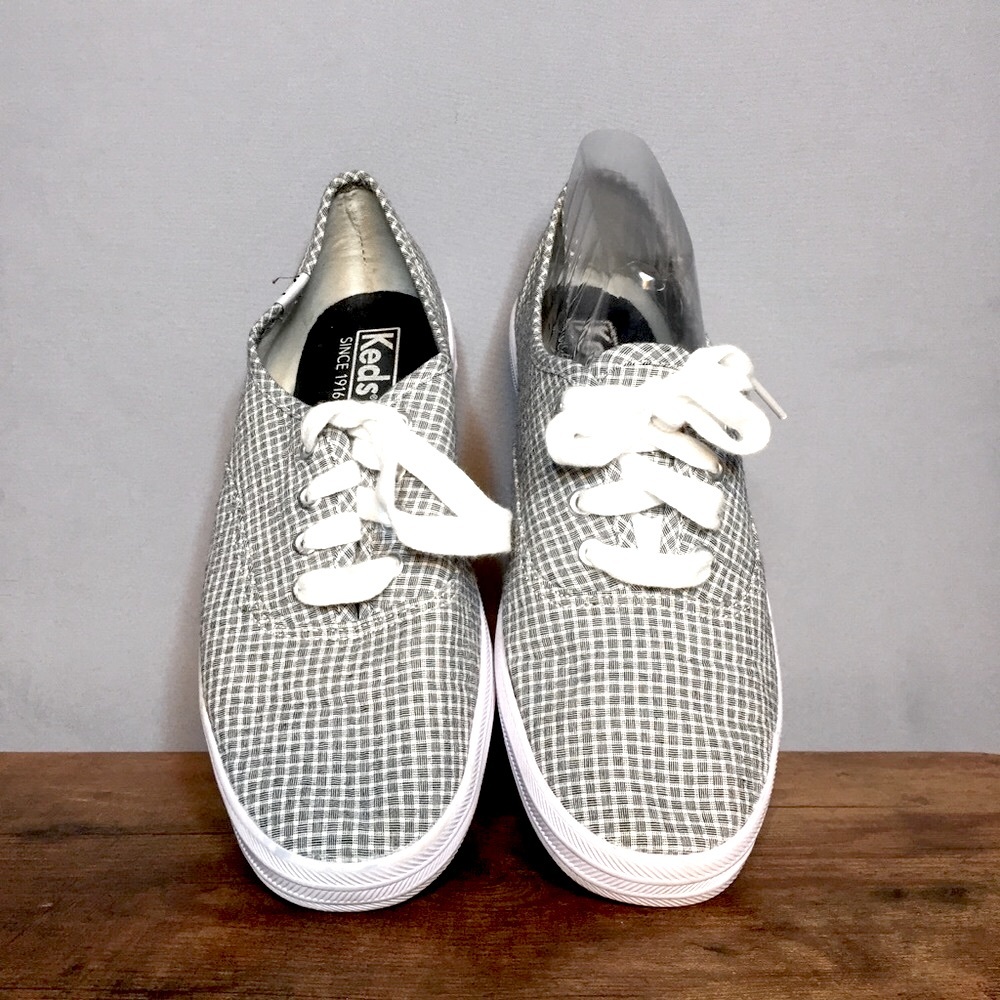 Grey Plaid Lace Up Keds Size 6.5